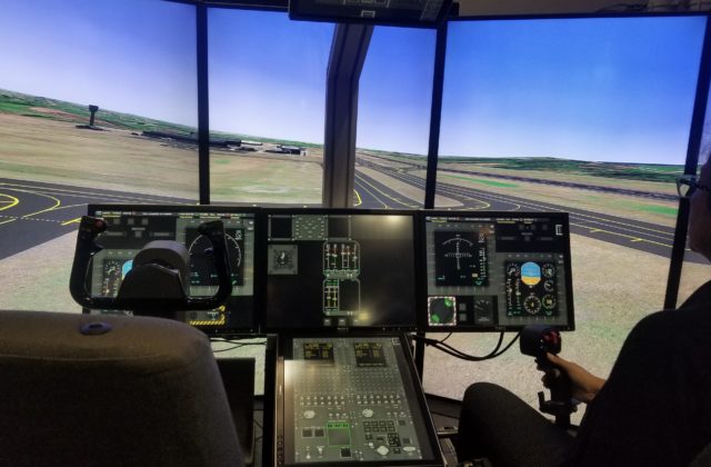 SIMULATOR TOUCHSCREEN