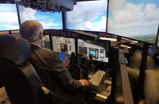 MONITORS FOR SIMULATORS