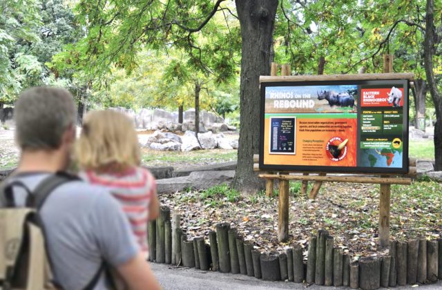 Wayfinding digital signage