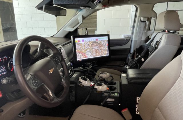Vehicle Monitors Law Enforcement