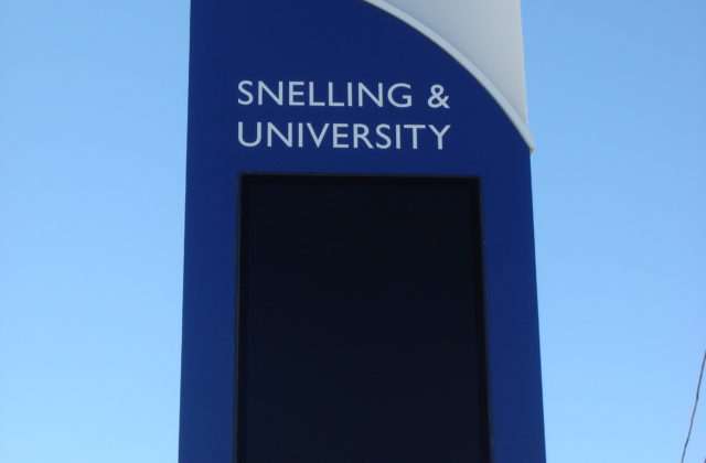 Outdoor Digital Signage for Mass Transit, waterproof tv, Full Sun TV